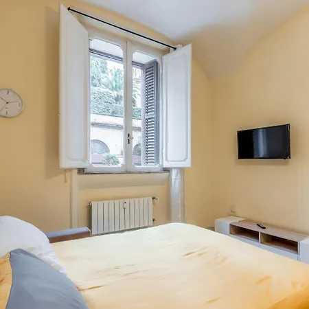 Apartament Casa M&J Al Colosseo