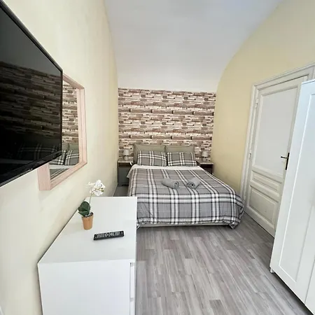 Casa M&J Al Colosseo Apartament Rzym